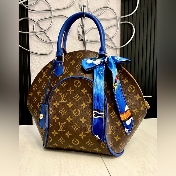 Handbags - Louis Vuitton Bags
